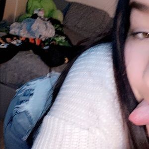 Meet your Posher, Leilani